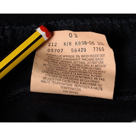 Vintage Levi's White Tab Size 30 Black Denim Jean Shorts Made in Canada Y2K 90s - Picture 7 of 7